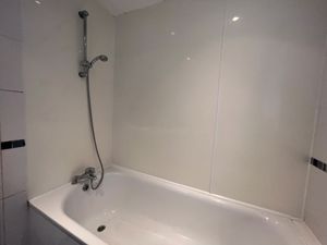 bath- click for photo gallery